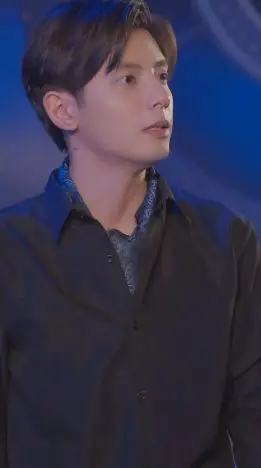 《破产后我被前任缠上了》：狗血爱情？反转人生？深度剖析与情感共鸣！